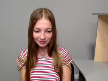 girl cam emilorel_ image #1590618