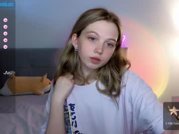 girl cam small_blondee image #3083102