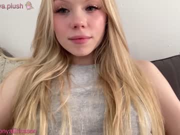 girl cam sonyaplush image #4205816