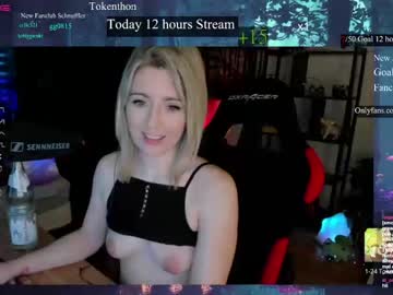 girl cam kimilee22 image #2598017