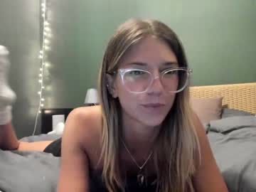girl cam oliviahansleyy image #4623087
