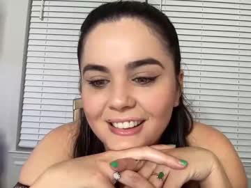 girl cam gia_is_horny image #1517617