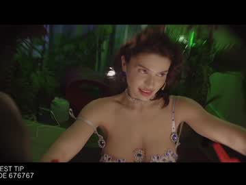 girl cam lucieoude_ image #2495557