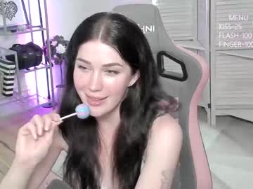 girl cam evelynclaire image #2814566