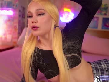 tranny cam blondelashes19 image #1510767