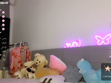 girl cam small_blondee image #3056000