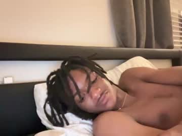 pussyszn1  cam