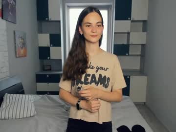 intoursoui  girl  cam