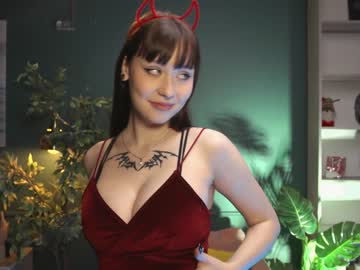 girl cam ella_knockers_xl image #934813