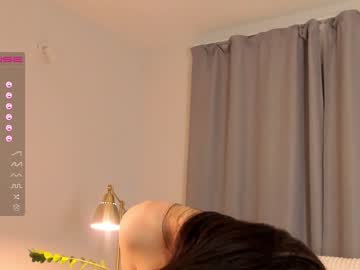 girl cam juliepenningtona image #3499813