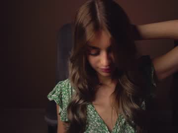 girl cam cuteelsa_ image #3871030