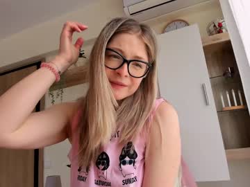 girl cam bestgirl_ofthe_neighborhood image #2949842