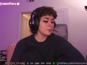 girl cam evelynpiers image #1623613