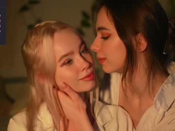 girl cam mother__of__dragons image #3714529