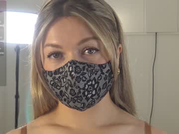 girl cam blondehottiek image #4030089