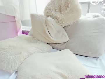 girl cam miss_diamond__ image #4120041