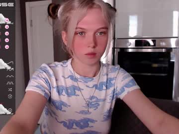 girl cam small_blondee image #1681698