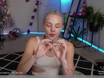 girl cam petitebrat image #3957696