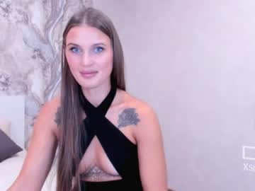 girl cam lizzy_peach image #2415386