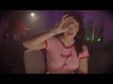 girl cam lucieoude_ image #2485225