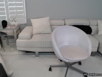 girl cam blonde_riderxxx image #2956890