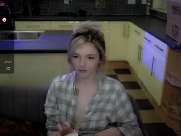 girl cam lucydelovely image #3428061