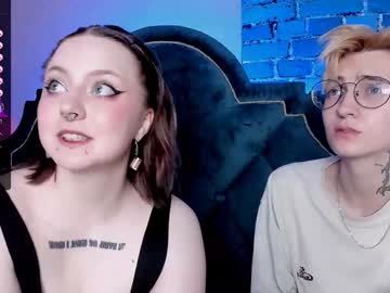 couple cam shypreettygirl image #4632561