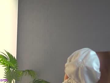 girl cam lolly_bella_ image #3046027