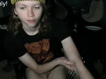 doomerdaisy  cam