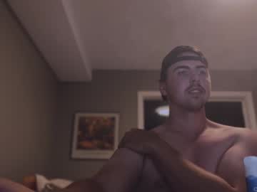collegeguy120498  cam