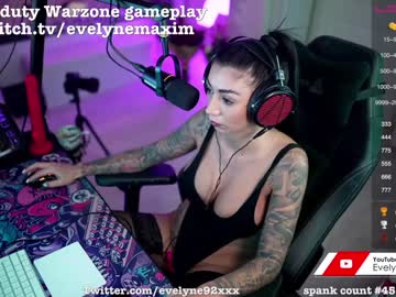 girl cam evelyne92 image #2499447