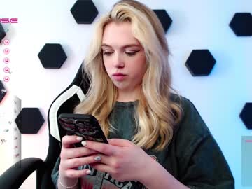 girl cam small_blondee image #2815919