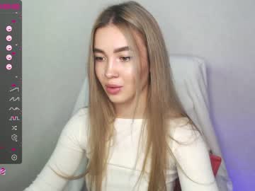 girl cam yourvirusqueen_ image #1479108