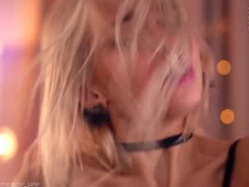 girl cam peach_me image #598196
