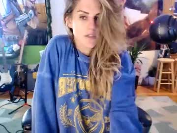 tranny cam katiecutie_5 image #1936756