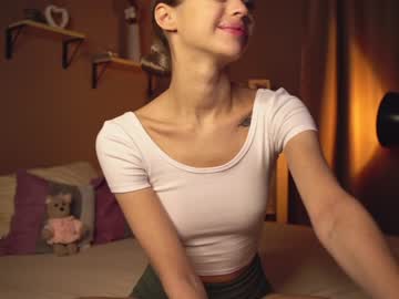 girl cam cuteelsa_ image #3812582