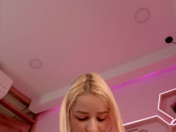 girl cam bella_adams_ image #907554