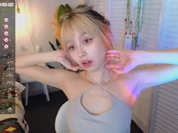 girl cam y_u_m_i_k_a image #2560229