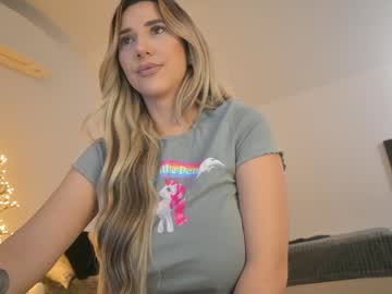 girl cam allayah image #4277019