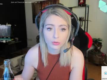 girl cam kimilee22 image #1108919