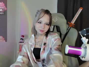 gummi_heart  girl  cam