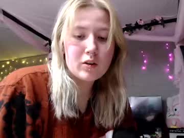 girl cam myymelodyy666 image #2500442