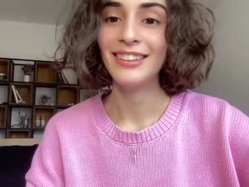 girl cam wonderland_stia image #3741405