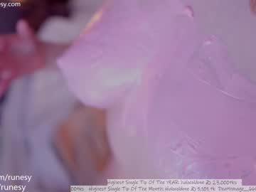 girl cam runesy image #2690743