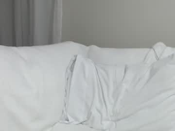 girl cam hornypetitegirl77 image #2268397