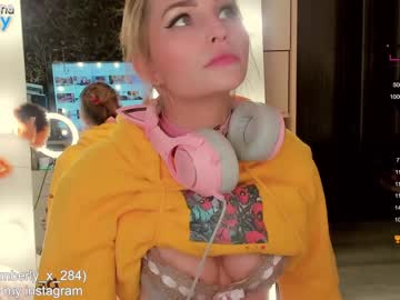 girl cam queenafina image #2675578