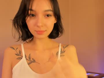 girl cam aimeerogers image #2732197