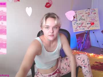girl cam petitebrat image #2484159