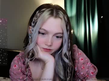 girl cam small_blondee image #4161074