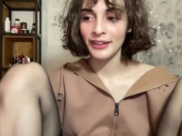 girl cam wonderland_stia image #4287024